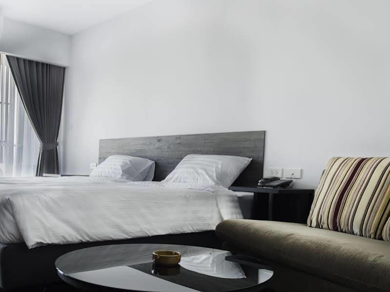 Winner Sriracha Serviced Apartment Сі-Рача Екстер'єр фото