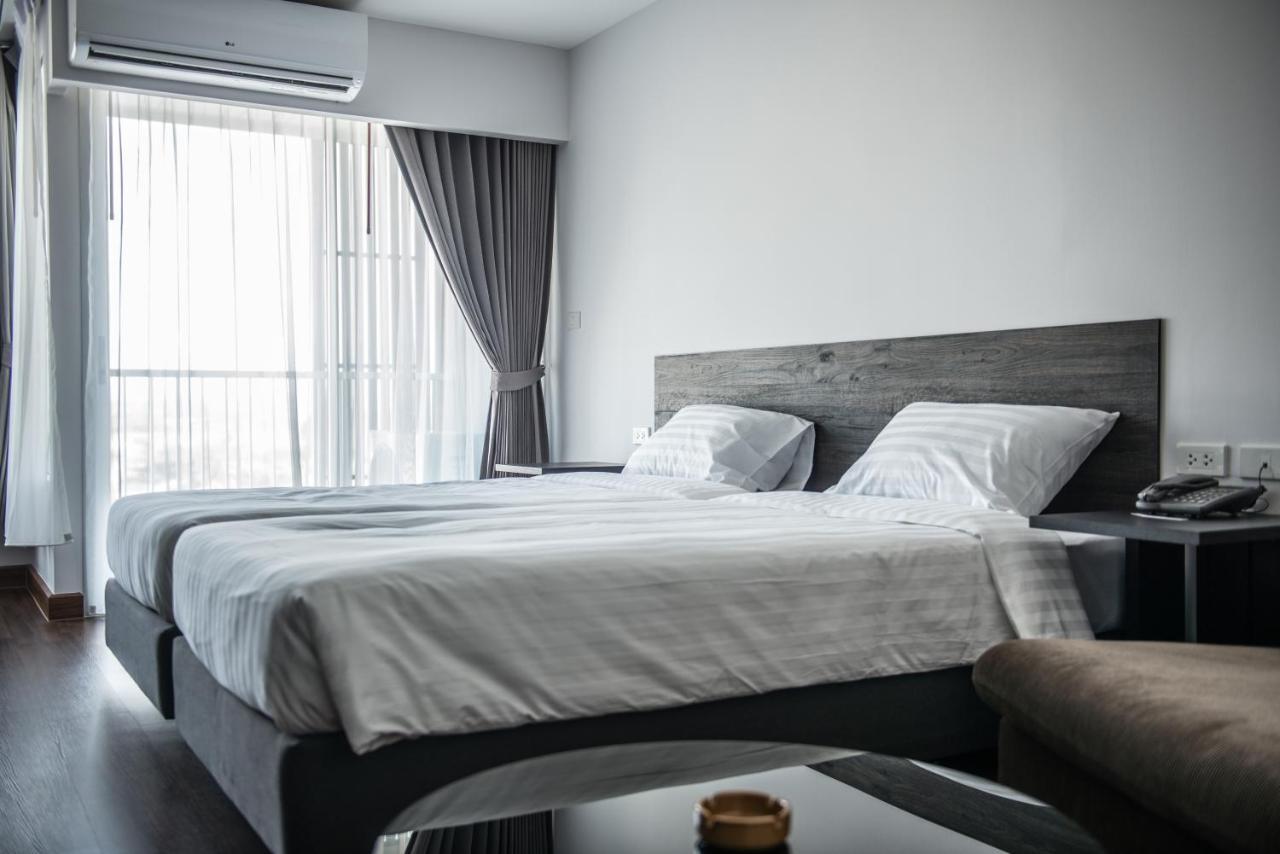 Winner Sriracha Serviced Apartment Сі-Рача Екстер'єр фото