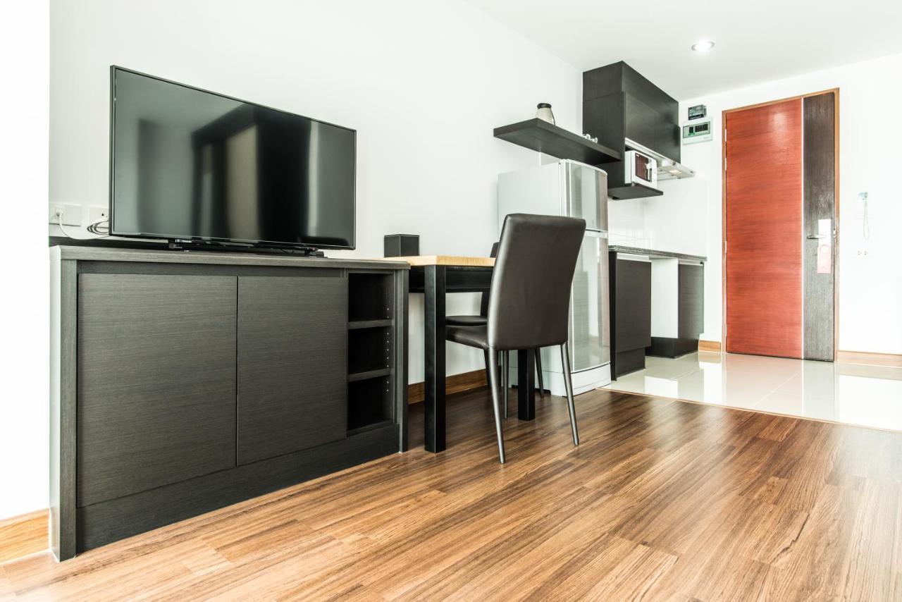 Winner Sriracha Serviced Apartment Сі-Рача Екстер'єр фото