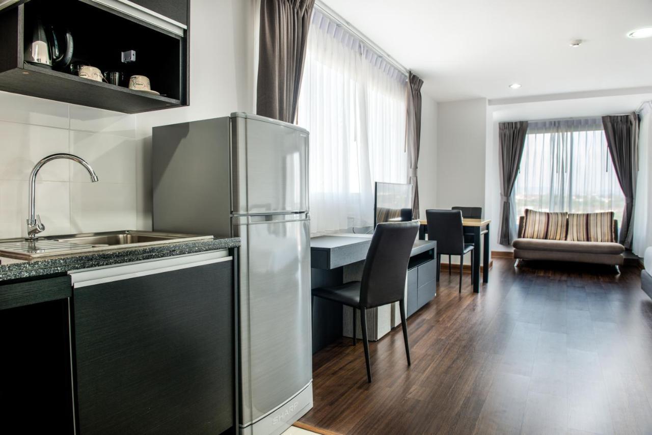 Winner Sriracha Serviced Apartment Сі-Рача Екстер'єр фото