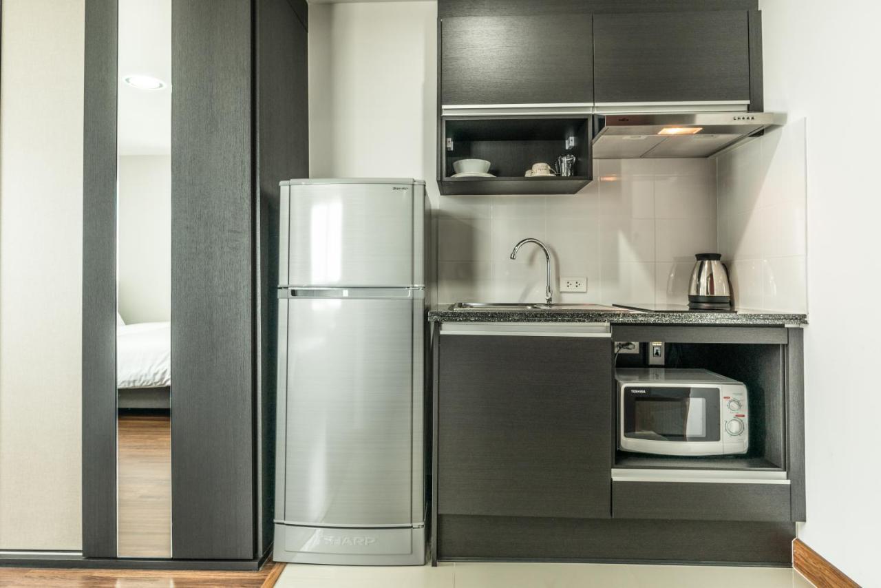 Winner Sriracha Serviced Apartment Сі-Рача Екстер'єр фото