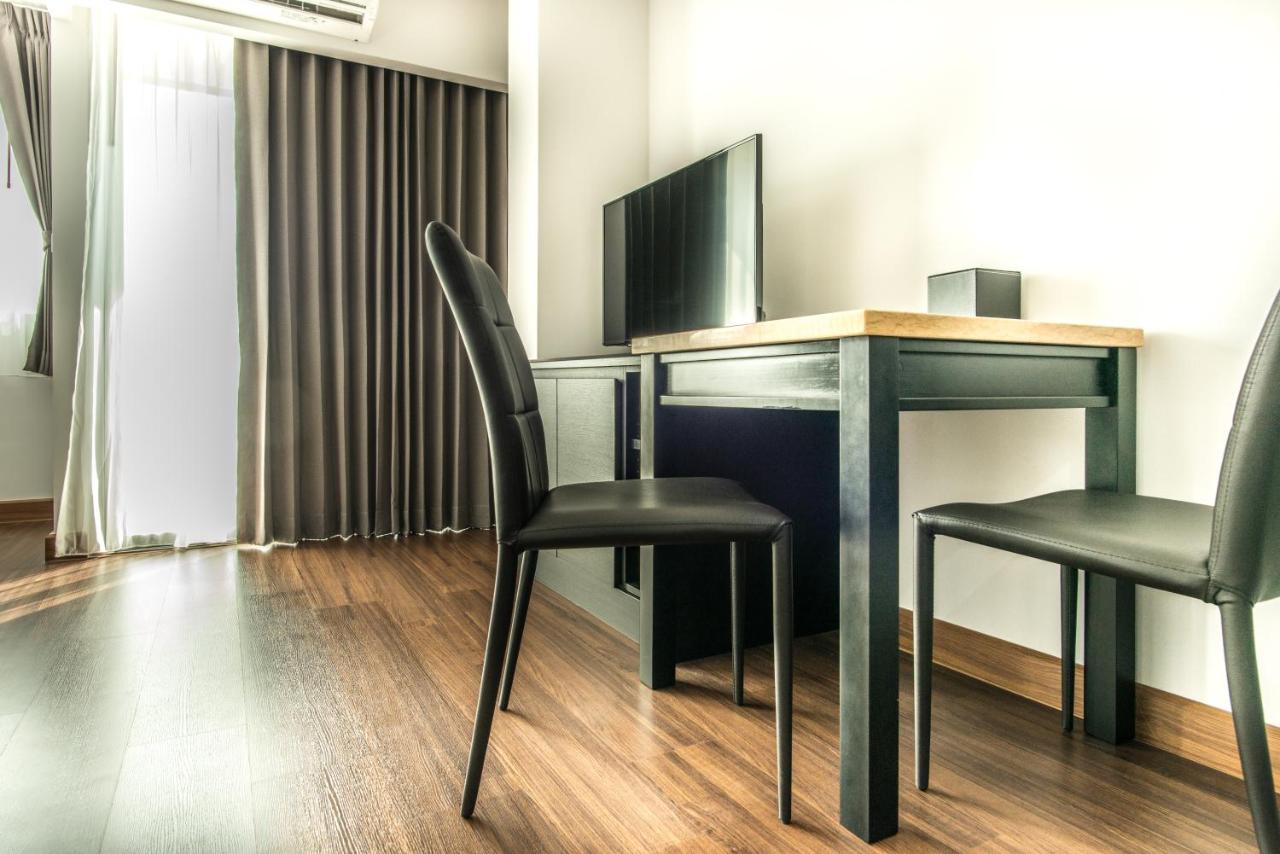 Winner Sriracha Serviced Apartment Сі-Рача Екстер'єр фото