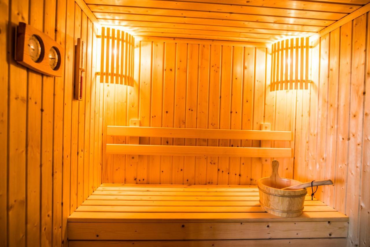 Winner Sriracha Serviced Apartment Сі-Рача Екстер'єр фото